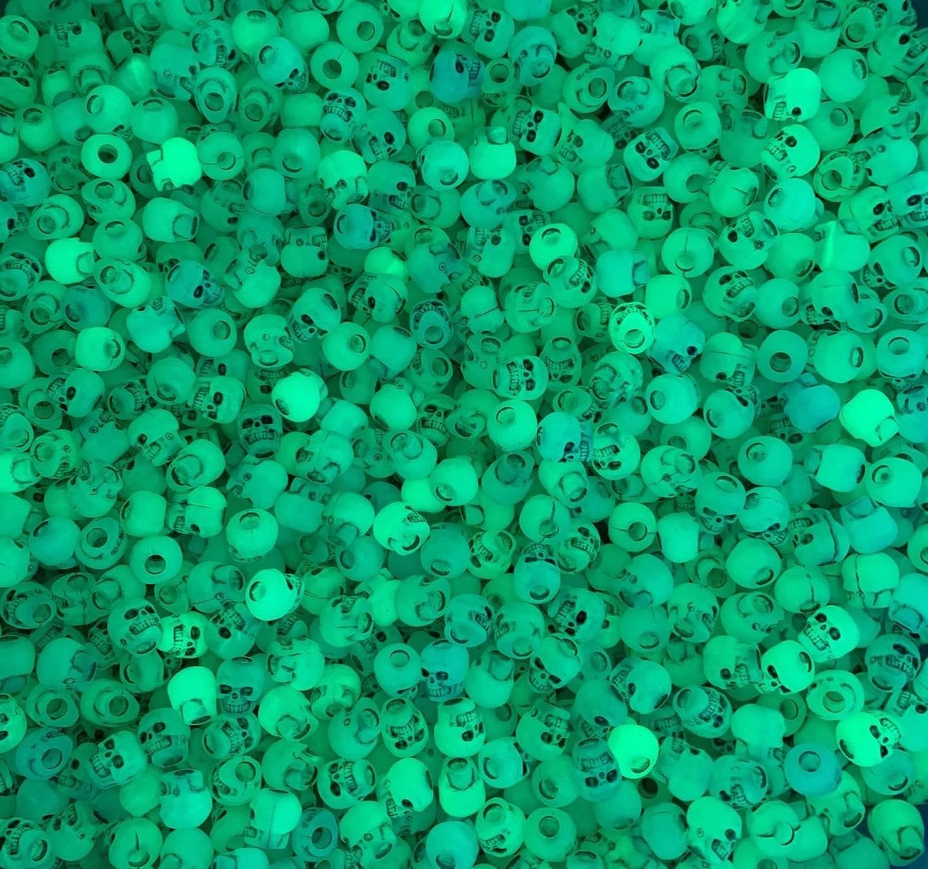 Glow in the Dark Plastic Beads 