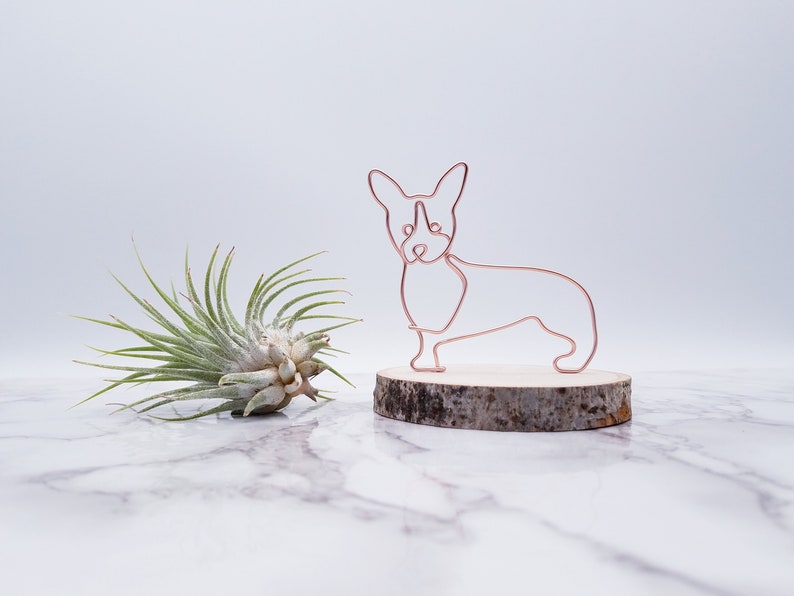 Wire sculpture of corgi, pet memorial, personalize, wire art, home decor, office decor, dog lovers, gift, desk decor, desk accessories image 2