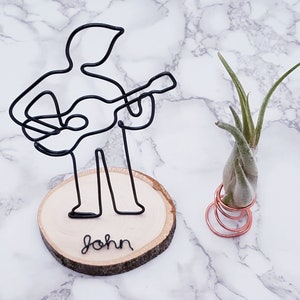 Wire sculpture of a male guitar player, personalize, custom, wire art, musician, office decor, home decor, desk accessories, unique gift image 4