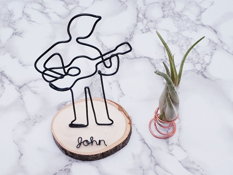 Wire sculpture of a male guitar player, personalize, custom, wire art, musician, office decor, home decor, desk accessories, unique gift image 4