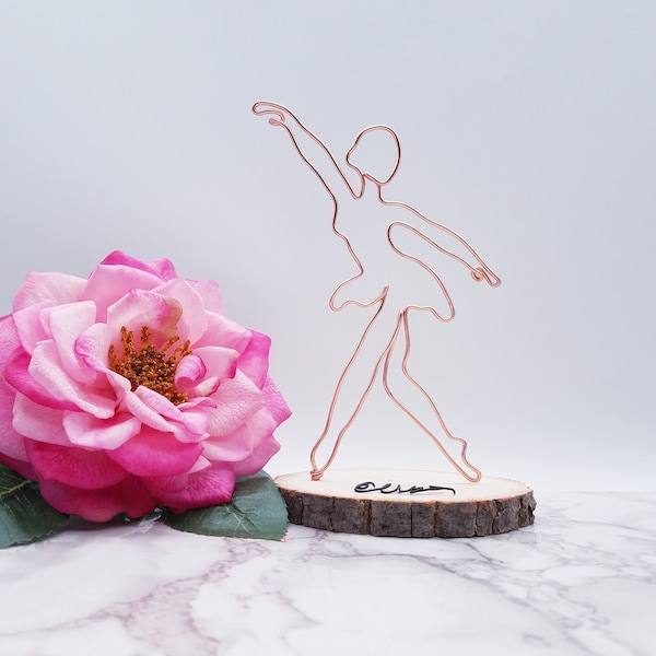 Wire sculpture of ballerina, personalize, custom, ballet, dancer, wire art, home decor, desk decor, office decor, desk accessories