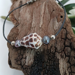Hawaiian Cone Shell Bracelet: Sterling Silver, Freshwater Pearl, Moose Leather