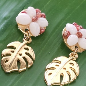 Kahelelani Shell Stud Earrings: Niihau Shell, 14kt Gold Filled