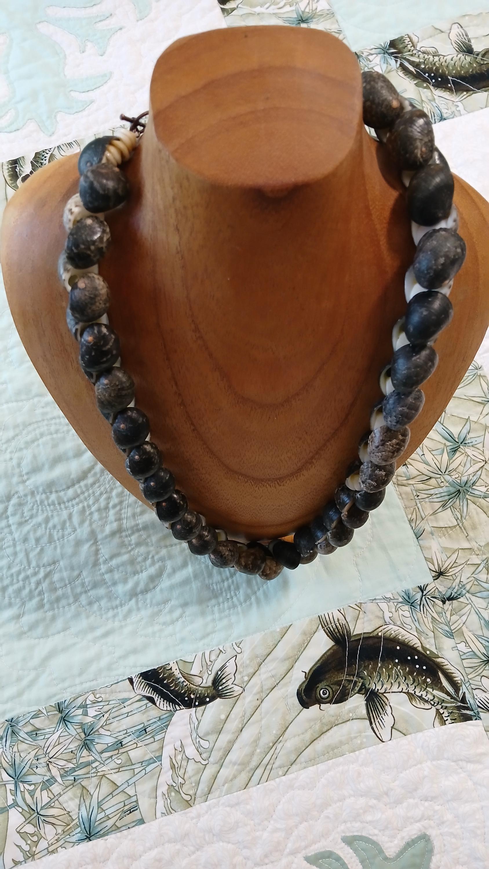 Chunky Hawaiian Kupee Shell Necklace, Polished Puka Shell Choker ...