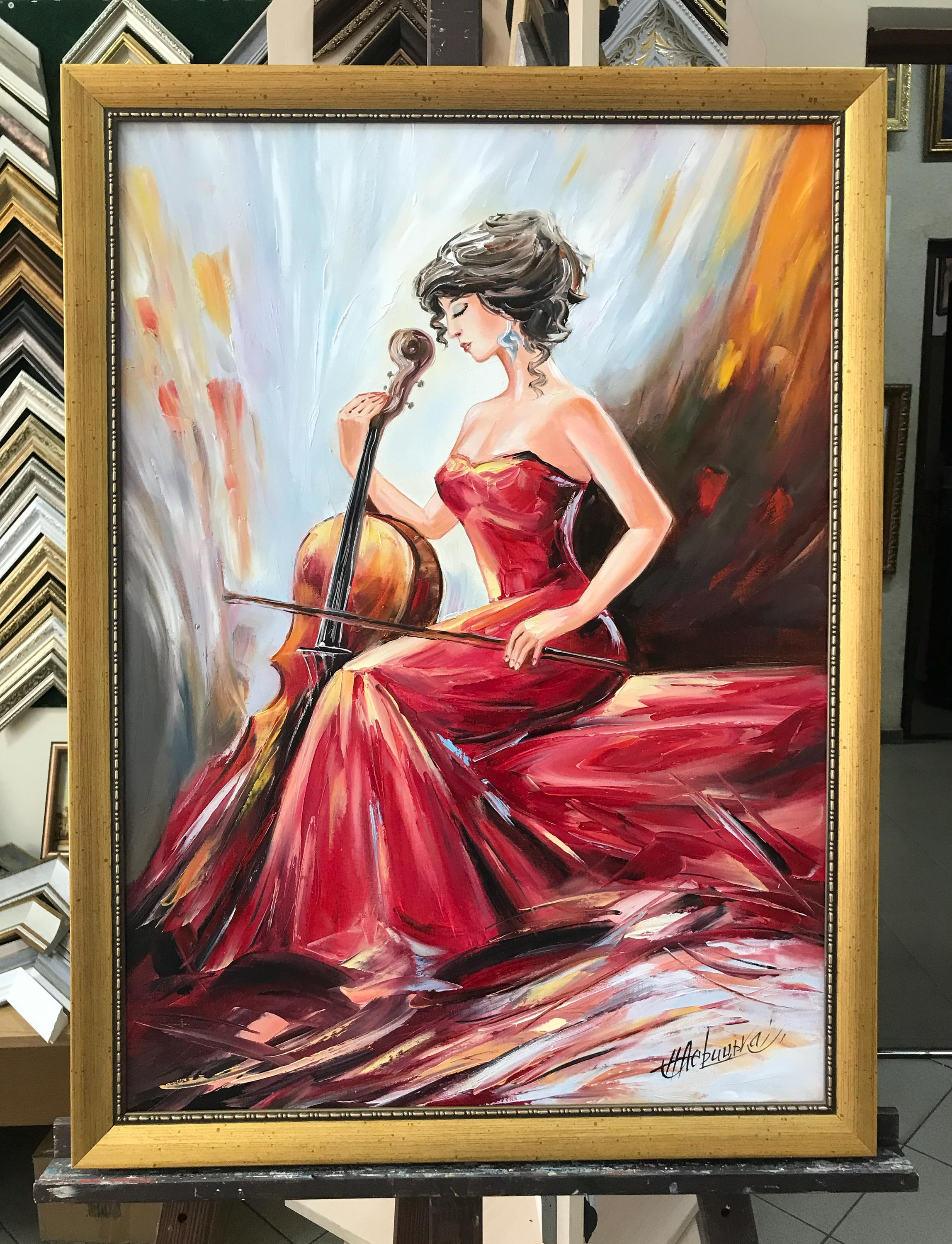 チェロを弾く女性の油絵 額入りチェロ壁アート、楽器絵画、チェロ