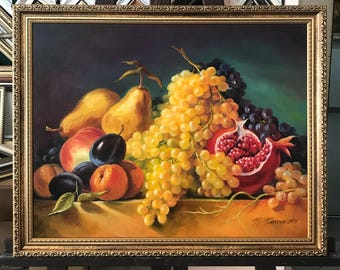 果物の静物画 金色フレーム付き肉筆です作者不明 果物の静物画 油彩画 金色フレーム - メルカリ