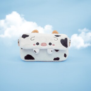 Fluffy Cow Crossbody Bag / Cute Cow Ita Bag / Kawaii Animal Crossbody Bag / Soft Fluffy Anime Crossbody Bag / Strawberry Cow Pouch Bag