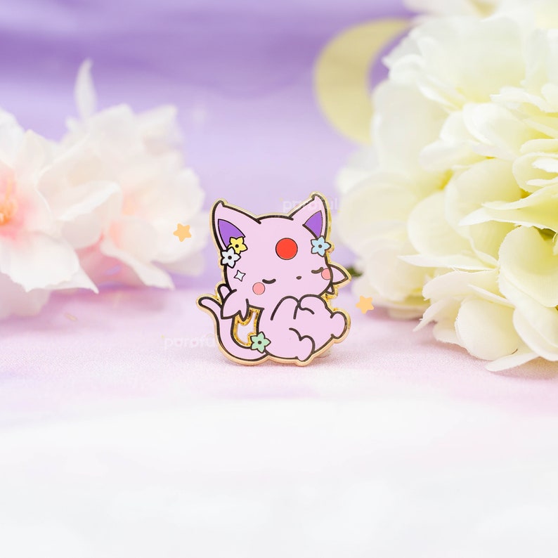 Cute Eeveelution Enamel Pins / Jolteon Pin / Sylveon Pin / Vaporeon Pin / Espeon Pin / Glaceon Pin / Flareon Pin / Leafeon Pin / Eevee Pin zdjęcie 7