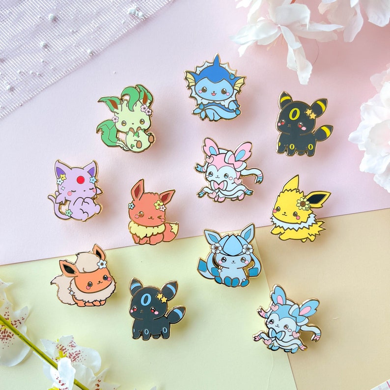 Cute Eeveelution Enamel Pins / Jolteon Pin / Sylveon Pin / Vaporeon Pin / Espeon Pin / Glaceon Pin / Flareon Pin / Leafeon Pin / Eevee Pin zdjęcie 1