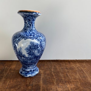 Villeroy & Boch Antique Royal Bonn Flamand Blue Flower Bud Vase - Franz Anton Mehlem 1920s