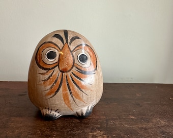 Vintage Landino Tonala Clay Owl - Made in Mexico Large Handpainted Craftsperson Gray Pottery Bird 1950s 1960s Retro Animal Decoration AZ CA