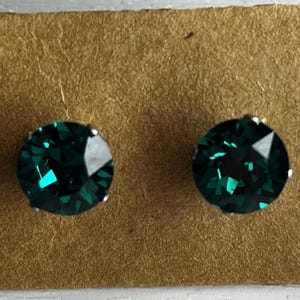 Smaragd grüne Swarovski Kristall Ohrstecker