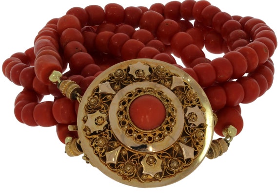 Exclusive red coral antique necklace, 3-strand on… - image 2