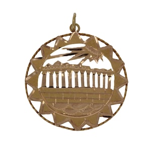 14 karat gold unique Pantheon necklace pendant Vintage handmade jewelery ladies and gentlemen
