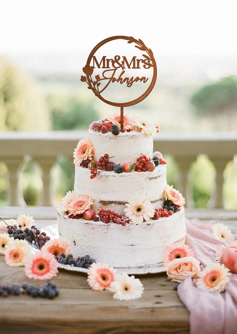 Johnson Cake Topper Custom Wedding Cake Topper Mr and Mrs, Boho Wreath Last Name Cake ...