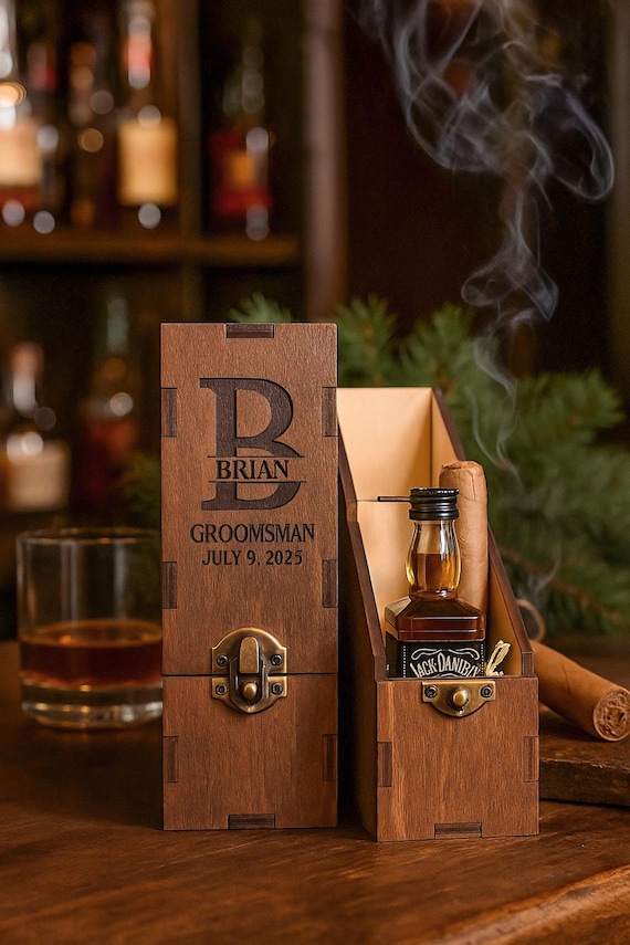 Personalized Groomsman Alcohol Box, Bachelor Party Gift Set, Wooden Empty Alcohol Box, Custom Groomsmen Cigar Case, Groomsmen Gift Box