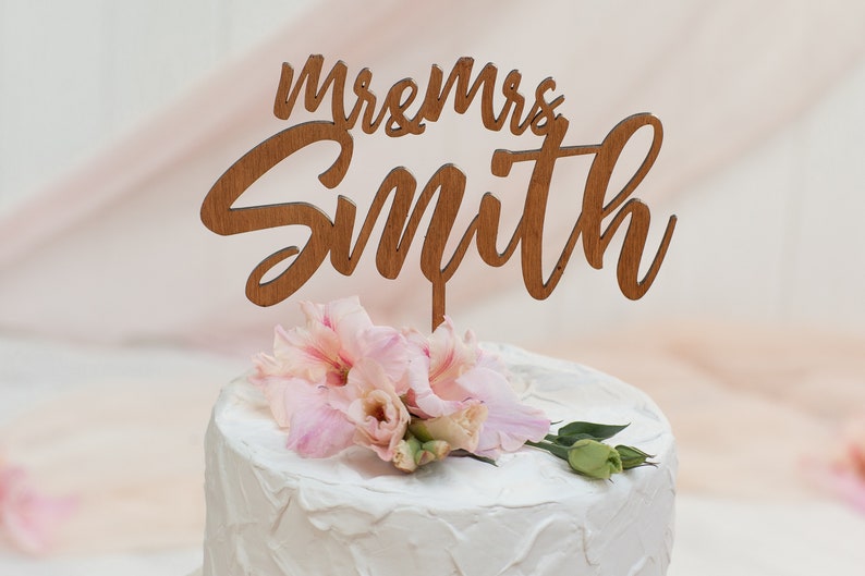 Cake Topper for Wedding, Mr And Mrs Cake Topper, Custom Name Cake Topper, Wood Wedding Cake Topper Wedding Cake Decor image 5