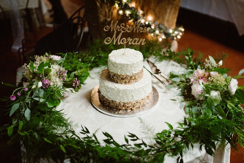 Cake Topper for Wedding, Mr And Mrs Cake Topper, Custom Name Cake Topper, Wood Wedding Cake Topper Wedding Cake Decor image 8