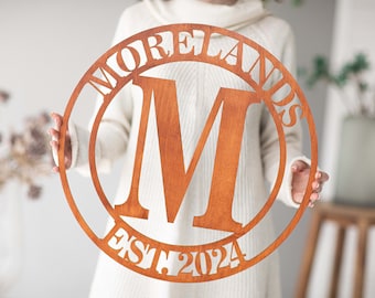 Monogram Family Name Sign, Wedding Name Sign Couple Gift, Engagement Sign Personalized Circle Wall Decor, Last Name Sign, Custom Couple Sign