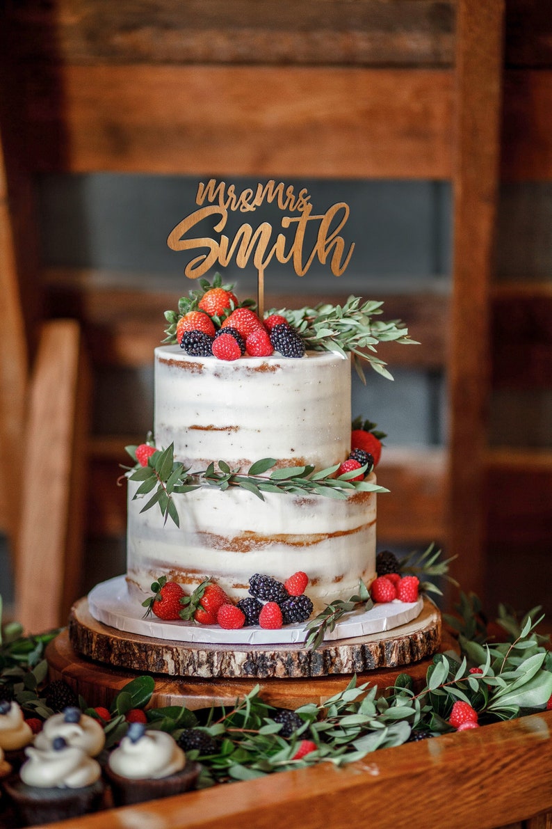 Cake Topper for Wedding, Mr And Mrs Cake Topper, Custom Name Cake Topper, Wood Wedding Cake Topper Wedding Cake Decor image 1