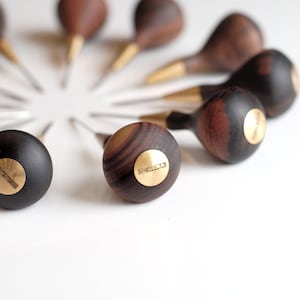 Doldokki Round Handle Awl | Finecone