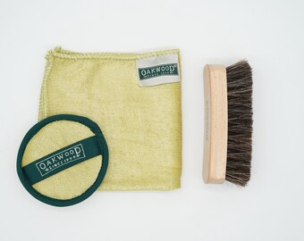 Oakwood Set B: Cleaning Cloth + Professional Horsehair Brush