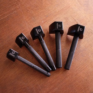 The Lederer Square Belt Punch｜Tools