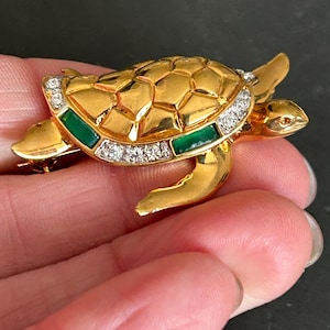 Vintage 1980s Gold Turtle Brooch Pin, Emerald Green Crystal Baguette Chevron Shell, Pave Rhinestone Sea Turtle Runway Statement Jewelry Gift
