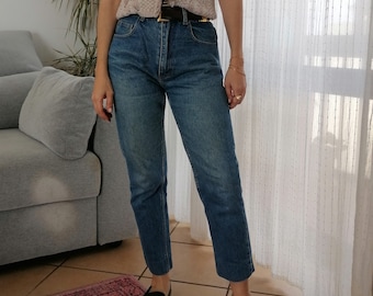 Vintage blue high waisted jeans / 80's cropped "Jeans and Dreams" denim trousers