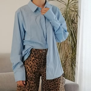 Vintage LIZ CLAIBORNE essential blue shirt / 00&#39;s basic baby blue button up blouse