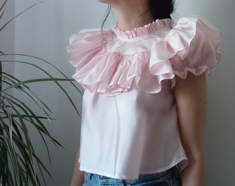 Handmade pink taffeta ruffles crop top / Baby pink ruffle puffed sleeve blouse / Pastel pink ruffles shirt XS-S