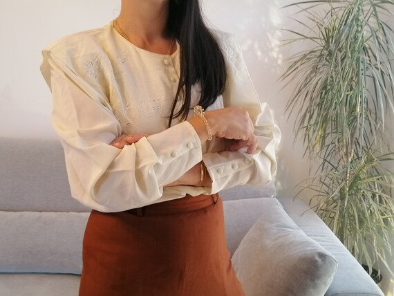 Vintage embroidered sailor collar cream blouse / … - image 10