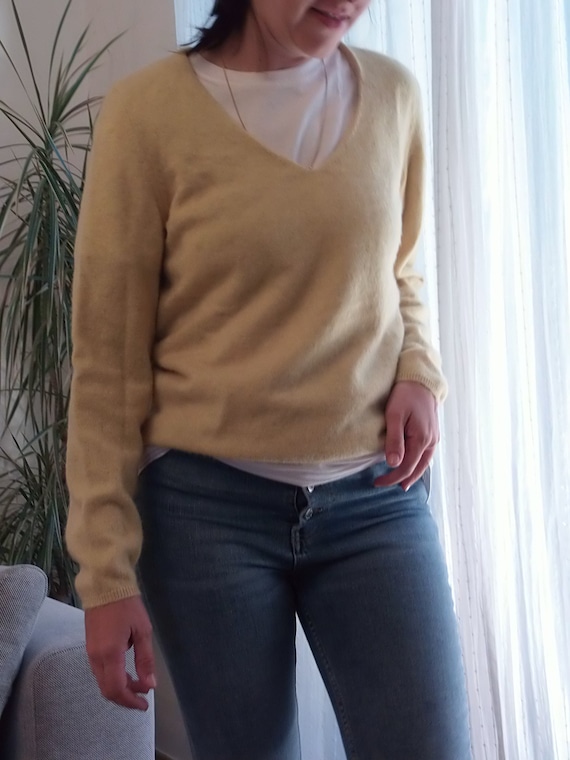 Vintage 100% cashmere yellow sweater / 90's wool c