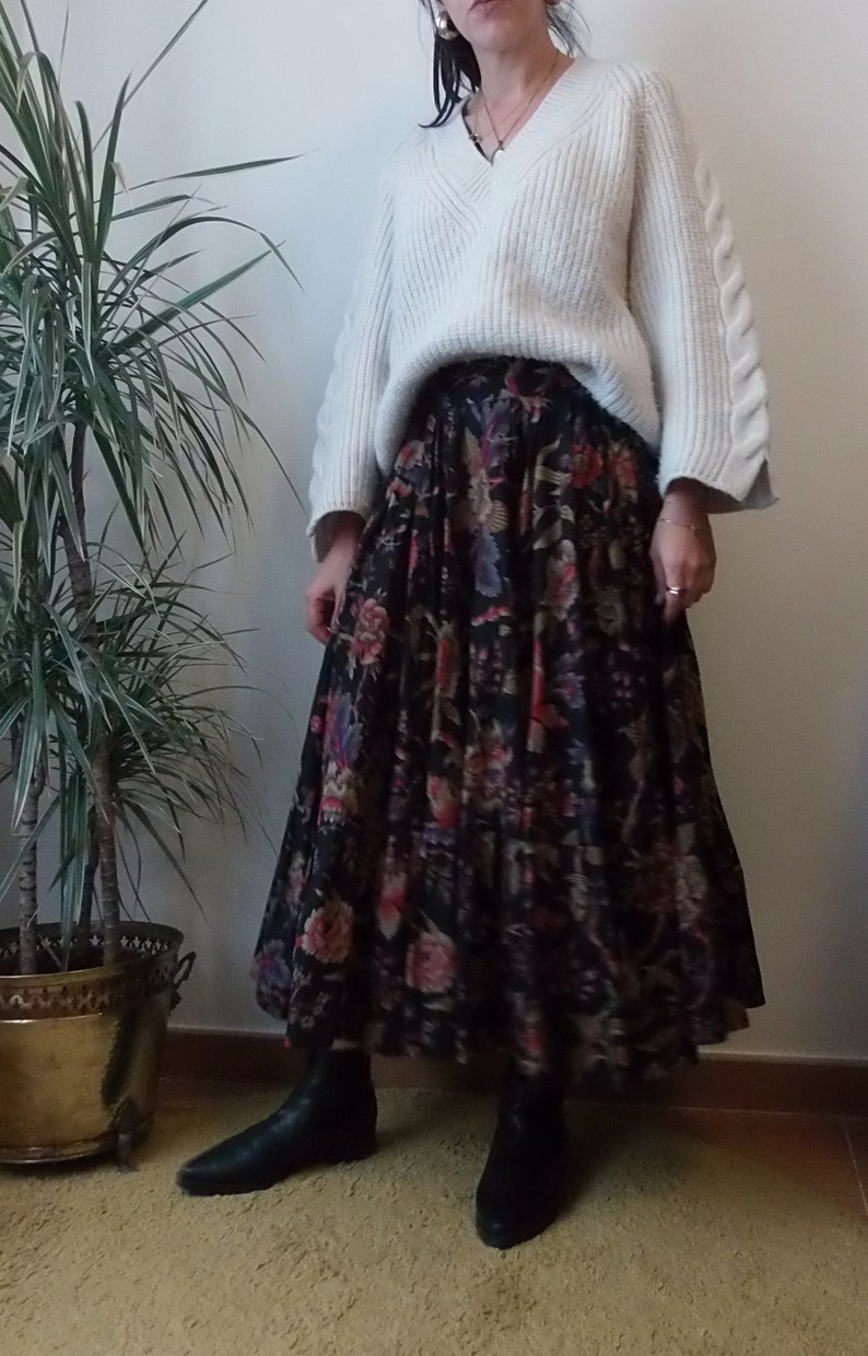 80/'s co-ord set blouse and skirt Vintage two piece set black floral print shirt and skirt Co ord set top and maxi skirt