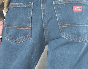 Vintage 100% cotton Dickies blue jeans / 90's thick dark wash denim pants