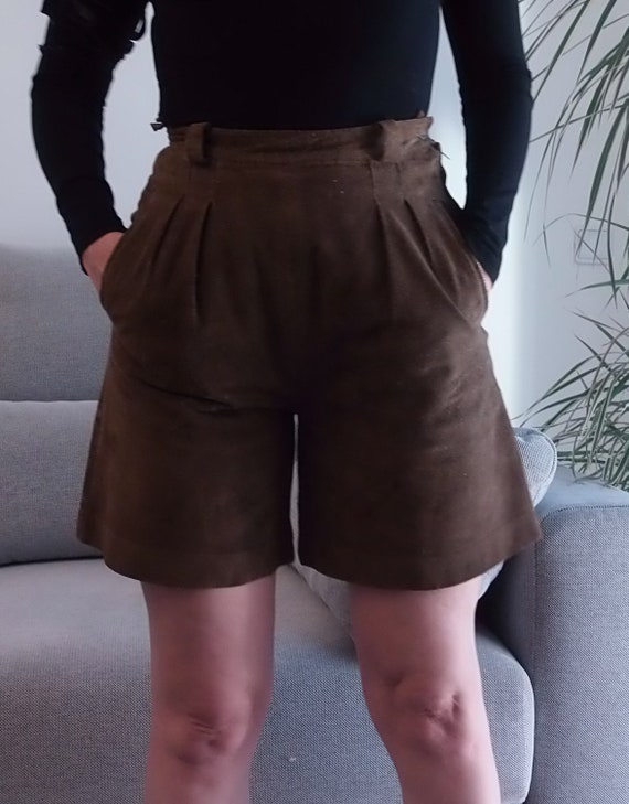 Vintage 100% leather brown shorts / 80's real sue… - image 10