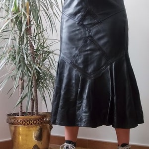 Vintage black leather skirt / 80's leather midi skirt / High waist real leather skirt with trumpet hem / Tulip mermaid fit leather skirt image 4