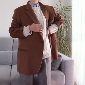blazer camel classique en cachemire et laine vintage / veste manteau marron essentiel des années 90 image 10
