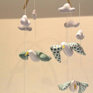 Seagulls baby Mobile, crib mobile, baby mobile, crib mobile seagulls, baby bird mobile, nursery mobile sea, ocean mobile, mobile baby