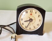 Vintage General Electric Art Deco Bakelite Alarm Clock 7H154 Bakelite 1940 39 s