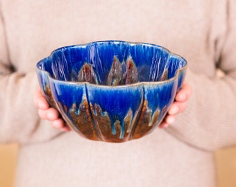 Ramen Bowl / Noodle Bowl, Medium Flower Shaped Bowl, great as a Blue Fruit Bowl Pottery, Ceramic Flower Pot & Centerpiece Bowls