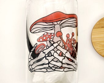 Lata de cristal con forma de calavera de hongo: Taza de café helado estilo cottagecore gótico