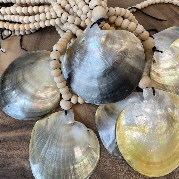 SHELL BEAD NECKLACES, Mother of Pearl and Bead Necklaces, Beaded Necklace with Mother of Pearl Pendants, Pearlescent Shell Pendant Necklaces