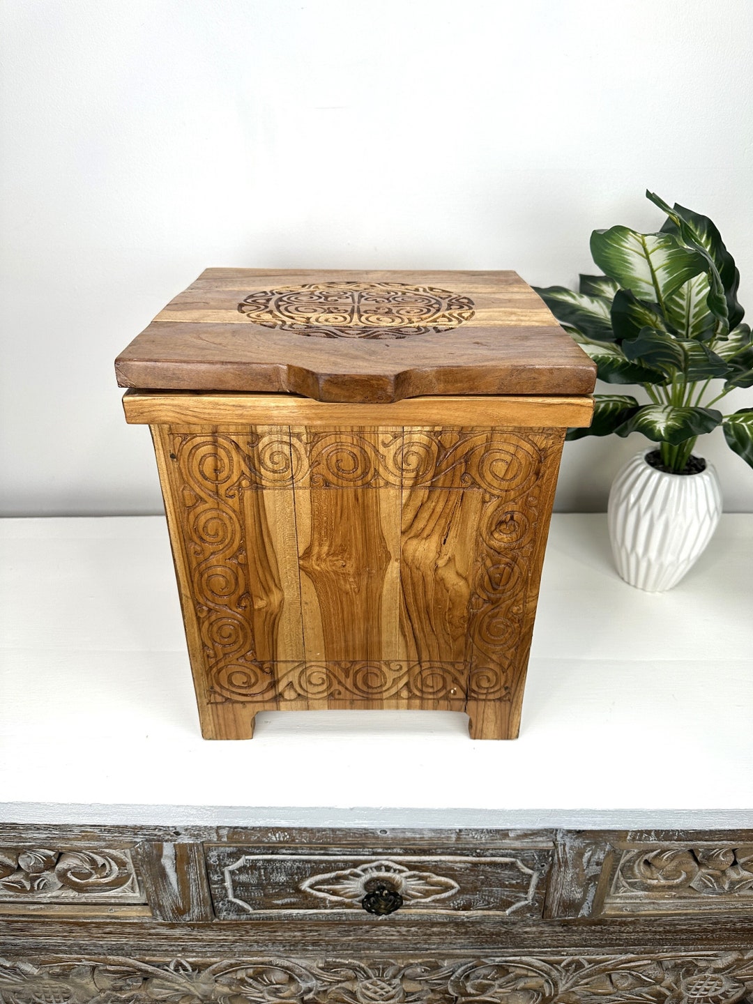 MANDALA GIFT BOX, Blanket Box, Carved Wood Chest, Rustic Storage Box