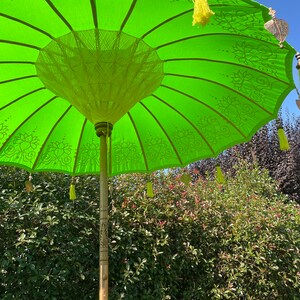 LIME GREEN UMBRELLA, Balinese Tassel Umbrella Parasols, Wedding ...