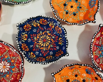 6x Turkish Ceramic Bowls Set of Six, Ceramic Bowl Set, Meze Bowl Set, Mezze Serving Bowl Set of Six, 12 cm (4.7"), Leaf Style Tapas Bowls