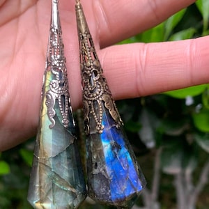 Péndulo de labradorita de boutique/Colgantes de labradorita con luz brillante/Labradorita azul/Labradorita dorada/Labradorita verde/Labradorita de meditación