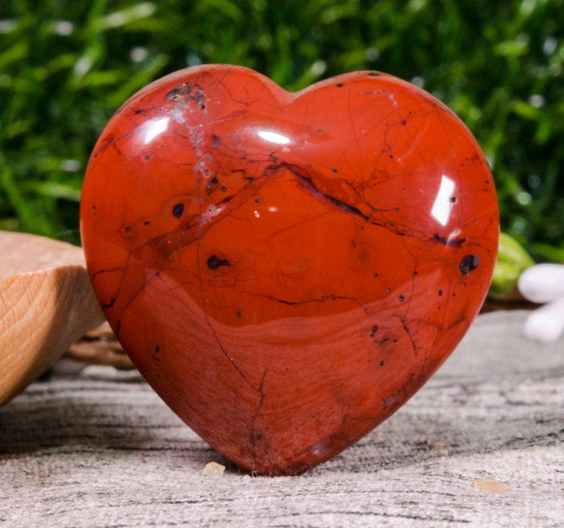 Red Jasper Heart,Heart Shaped Stone,Jasper Heart Stone,Crystal Heart,Crystal Quartz,Healing Crystal and Stone,Love Stone,Gift for Her