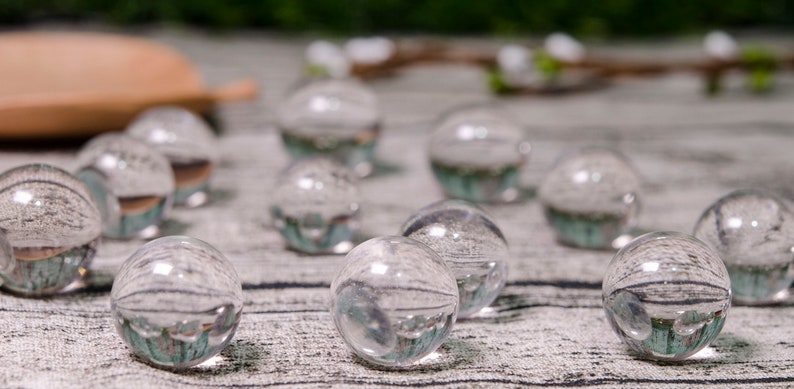 Clear Crystal Quartz Sphere,Clear Crystal Ball,Clear Crystal Quartz Beads,Crystal Healing,Metaphysical,Pagan,Pendant,Necklace,Reiki, image 3