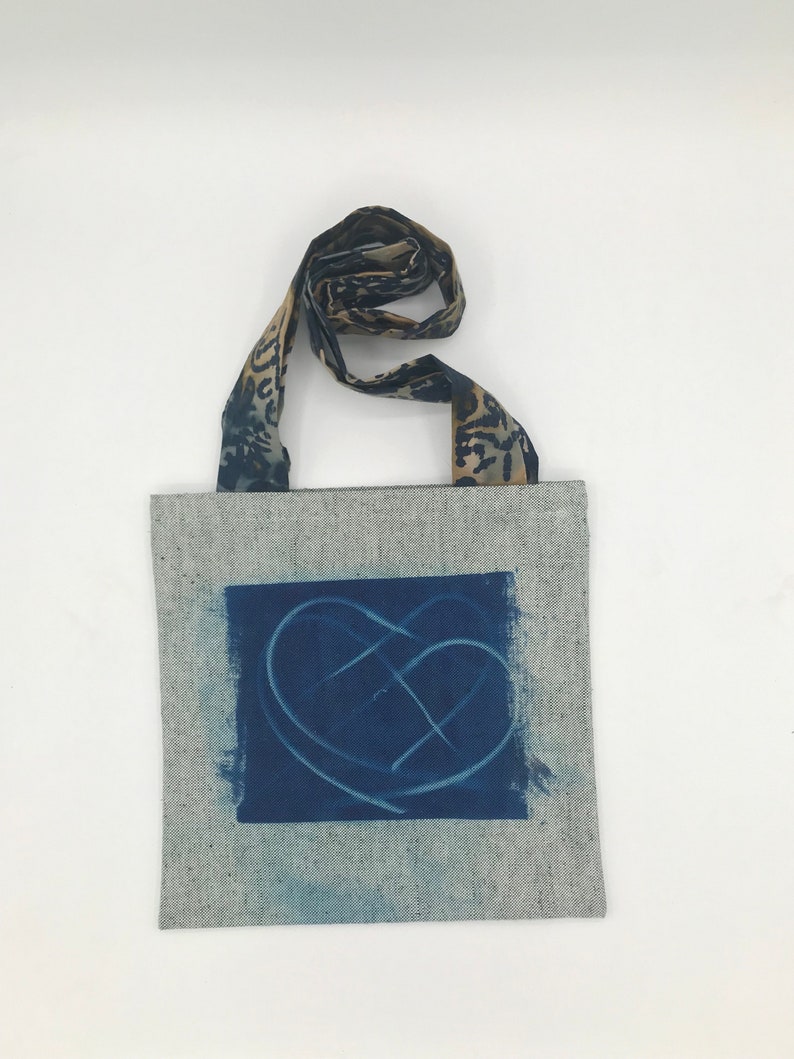 Heart Tote Bag, Garlic Tote, Cyanotype Tote, Sun Print Garlic Scape Bag image 5